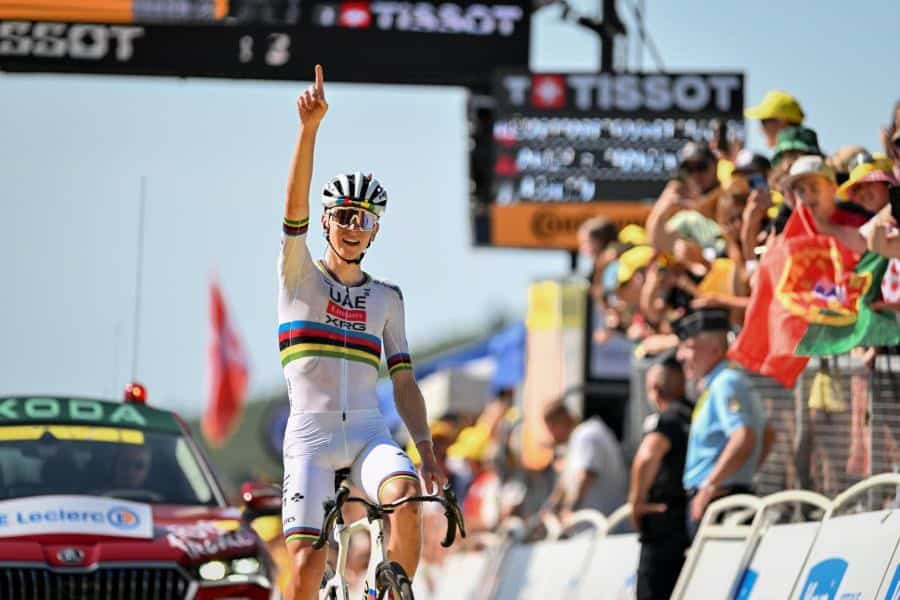 Tadej Pogacar conquista la etapa 12 del Tour de Francia y recupera el primer lugar general