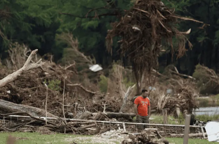 20 estados demandan a gobierno de Trump por eliminar fondos contra desastres