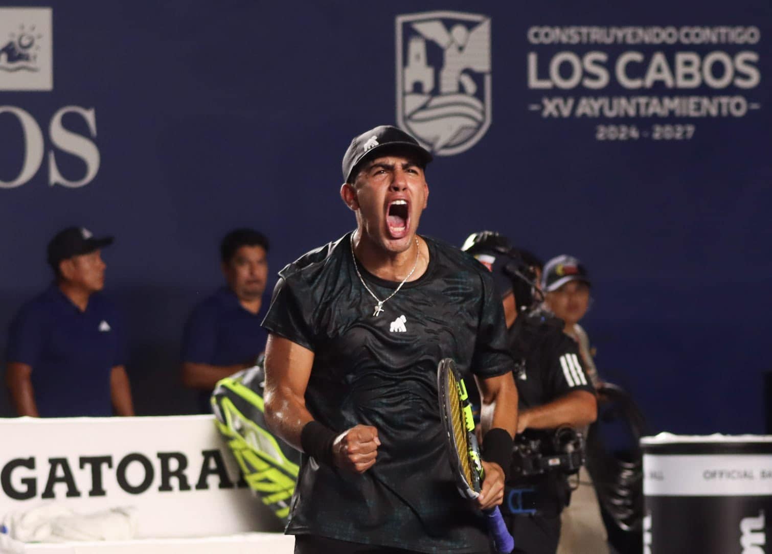 Mexicano Luis Carlos Álvarez avanza a la segunda ronda del Abierto de Los Cabos