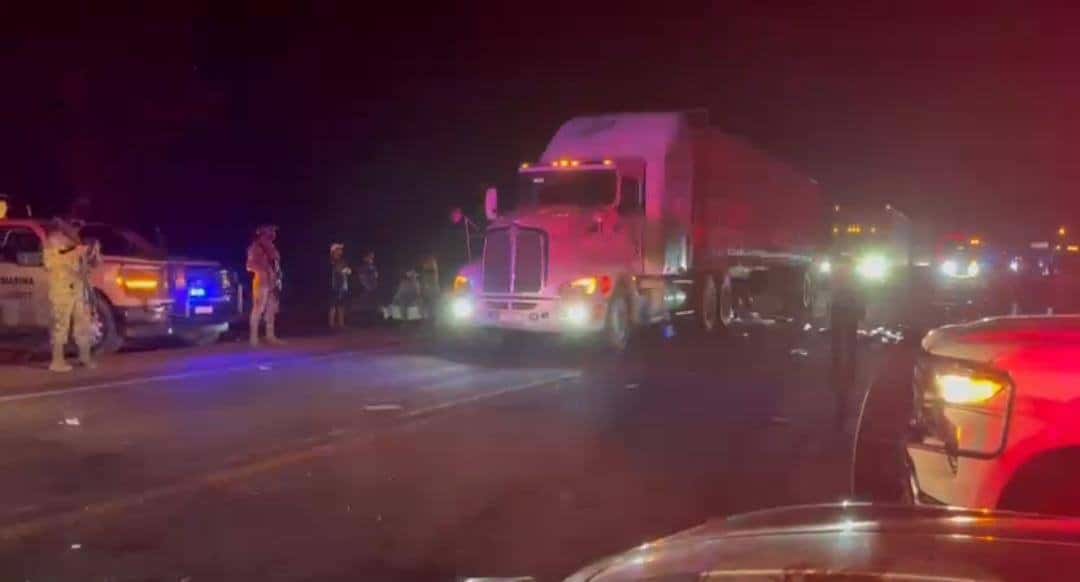 Abren circulación de forma intermitente de la carretera San Antonio Cárdenas y Nuevo Progreso, Campeche