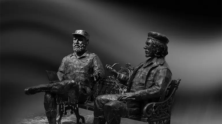Retiro de estatuas de Fidel Castro y el ‘Che’ Guevara se hizo sin autorización legal: Gobierno CDMX