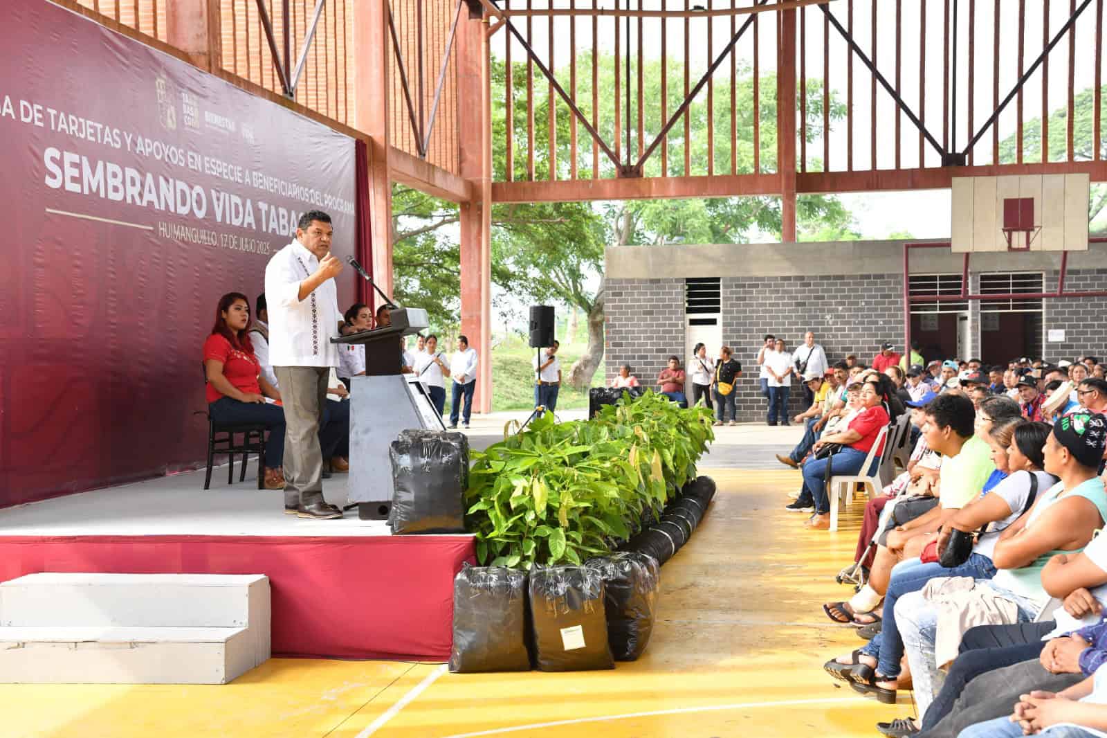 Fábrica de Chocolate Bienestar se construirá en Tabasco, recuerda gobernador