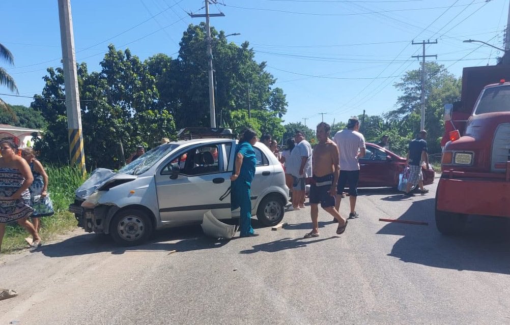 Mueren dos personas al ser arrolladas por vehículo en la Cárdenas-Comalcalco