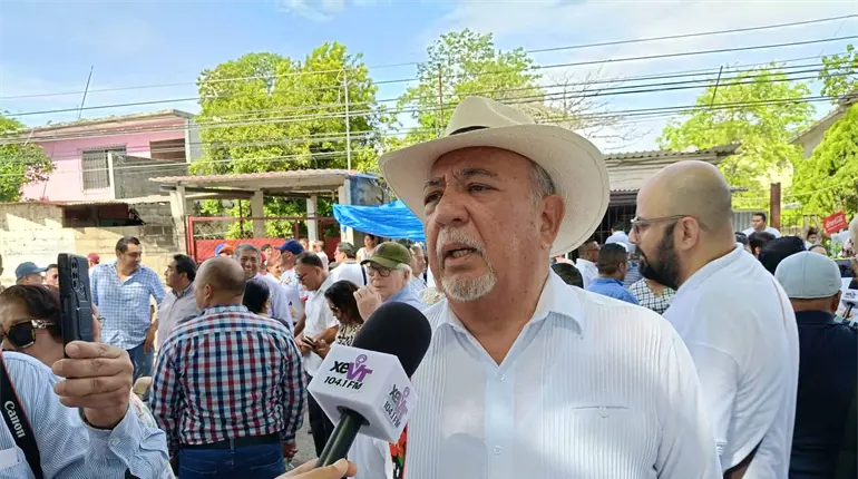 Renuncia de Evaristo no complicó cierre de ciclo escolar afirma su sucesor