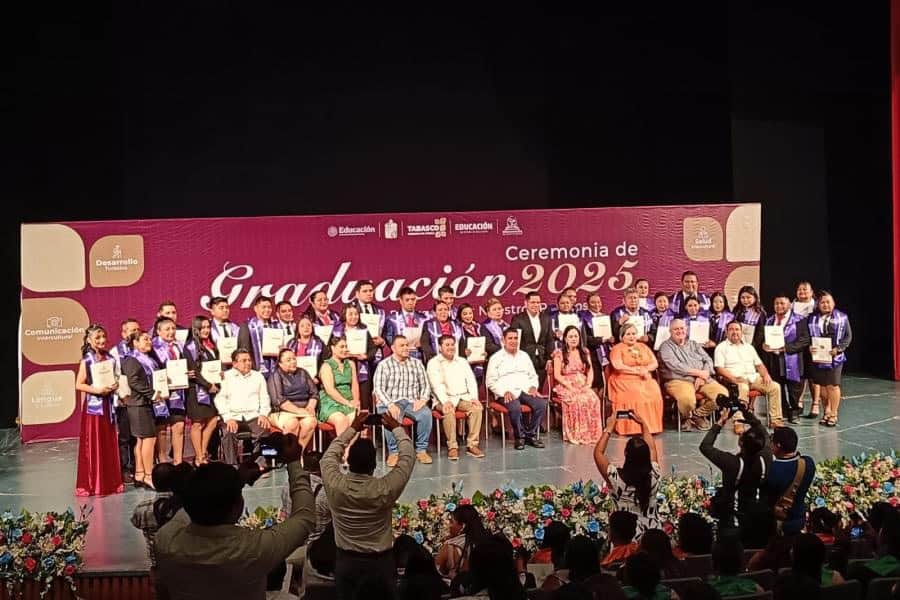 Se gradúan 233 alumnos de la Universidad Intercultural de Tabasco