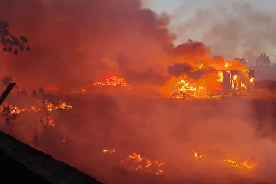 Se incendian instalaciones de empresa en Jalpa