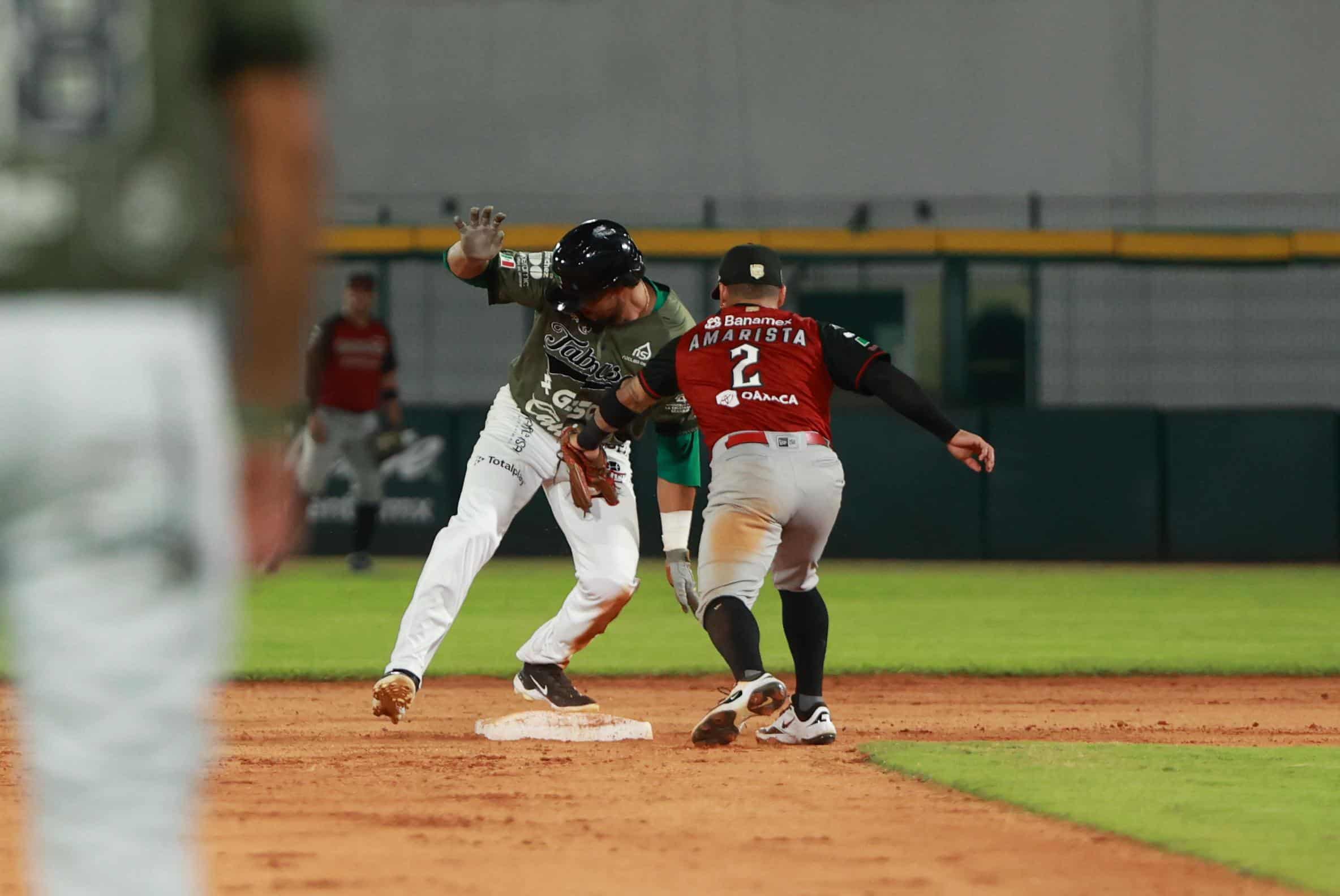 Oaxaca blanquea 2-0 a Olmecas para quedarse con el primero de la serie