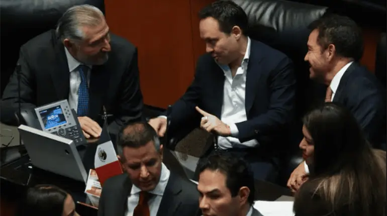 Adán Augusto encabeza reunión de la Jucopo en el Senado, evita hablar del caso Bermúdez