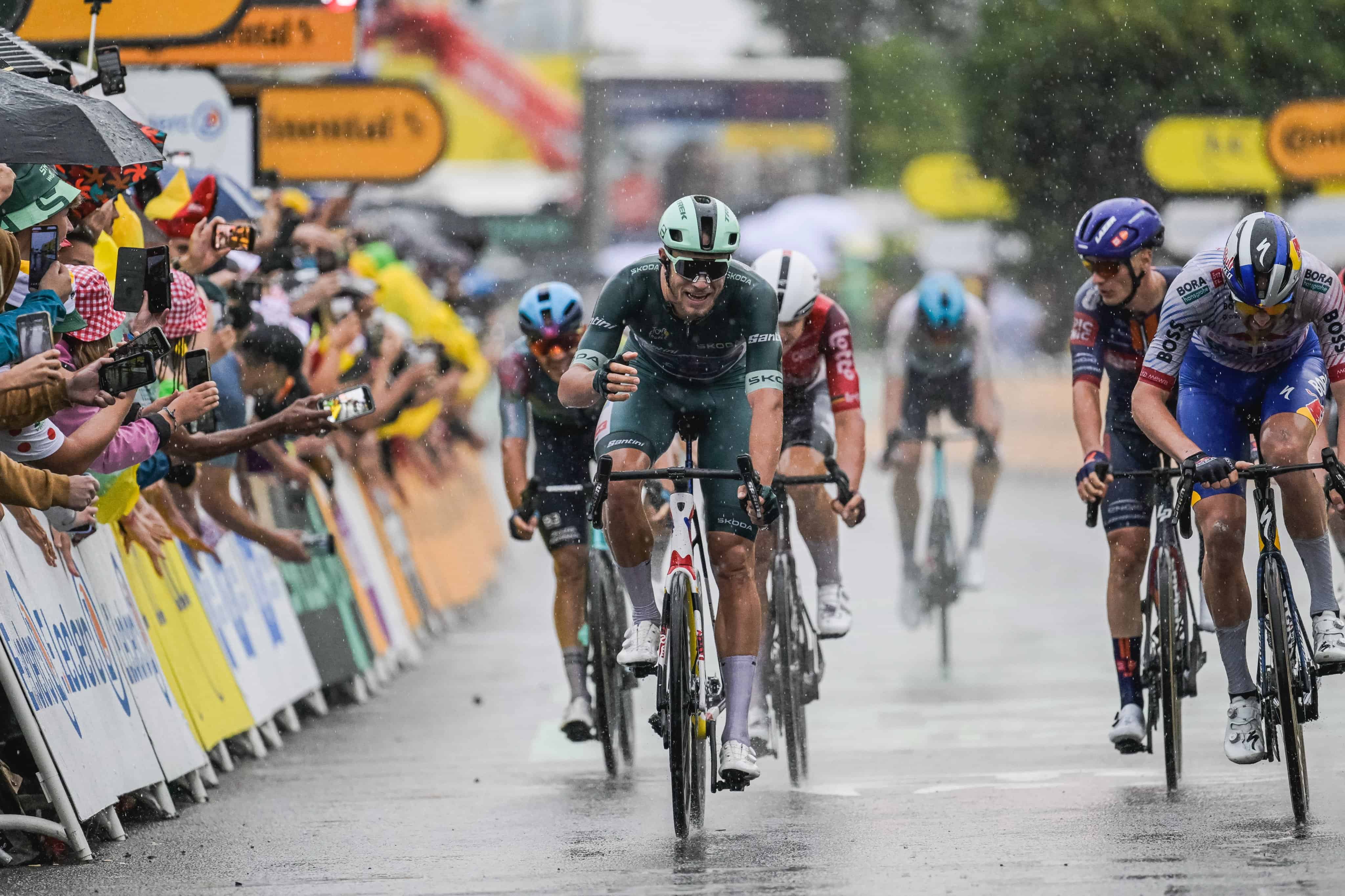 Jonathan Milan gana la etapa 17 del Tour de Francia