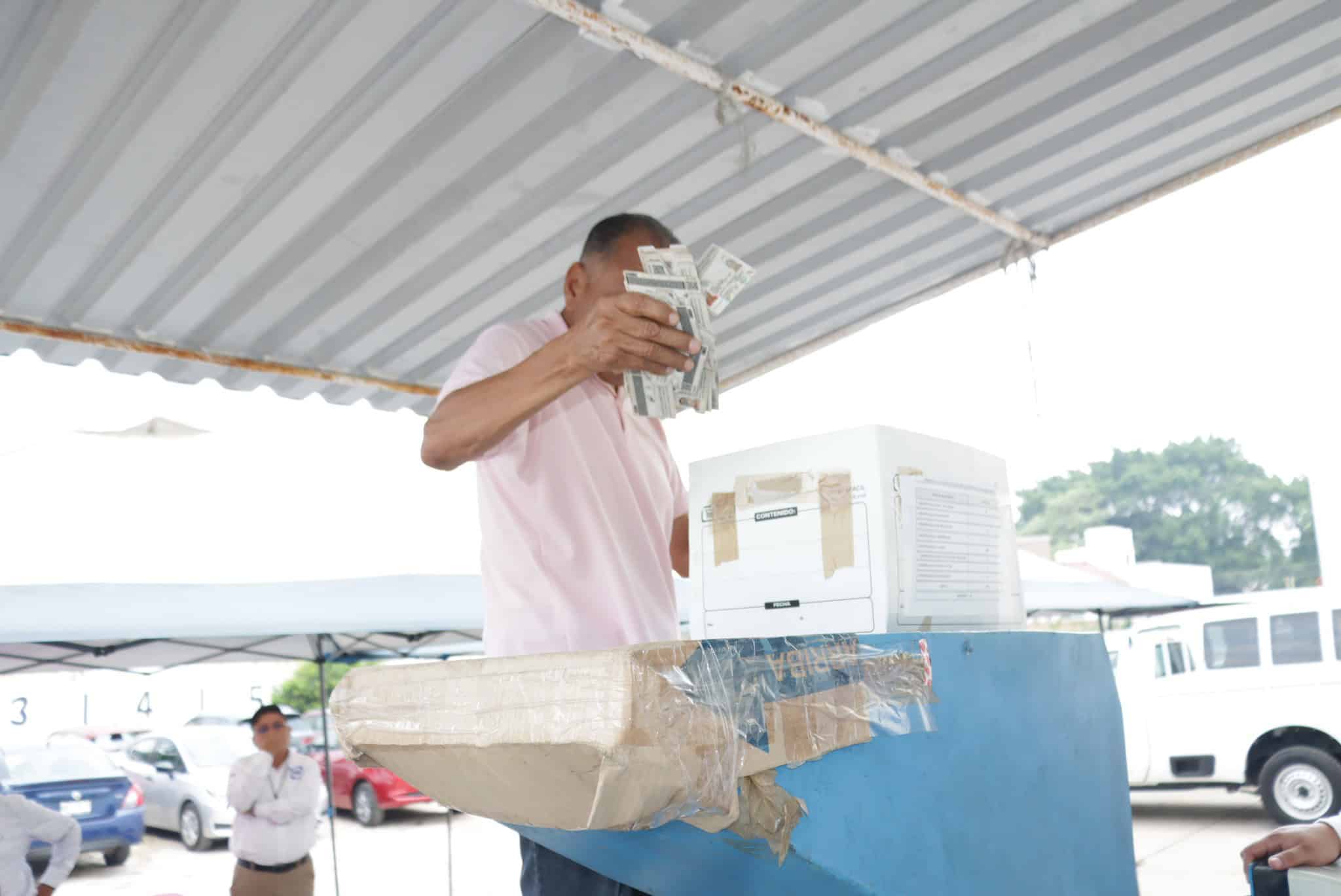Destruye INE Tabasco 10 mil credenciales devueltas por la ciudadanía