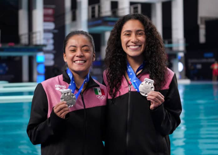 Agúndez y Estudillo ganan plata en plataforma sincronizada de 10 metros