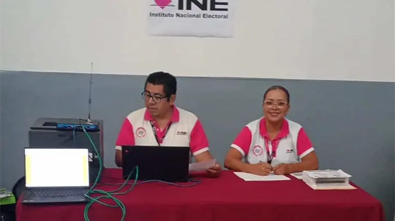 INE Tabasco ha orientado a 753 repatriados de EE. UU. en módulo de atención en Nave 3