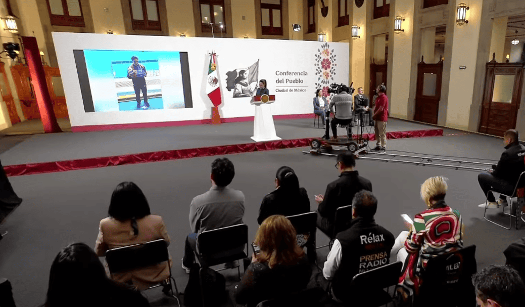 Felicita Sheinbaum a medallistas en el Mundial de Clavados de Singapur