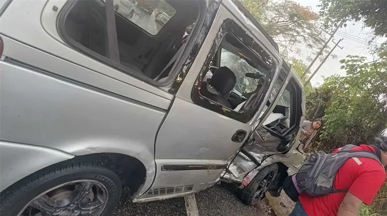 Accidente en la Villahermosa-Teapa deja una mujer muerta y 5 heridos