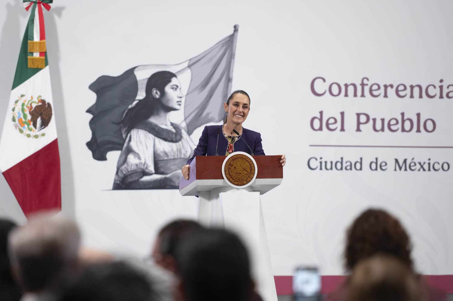 Las barreras no arancelarias son las regulaciones comerciales: Sheinbaum