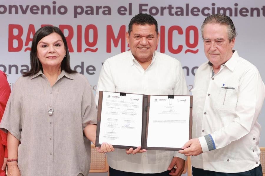 Ciudadanos, empresarios y gobierno firman convenio para fortalecimiento del Barrio Mágico de Villahermosa