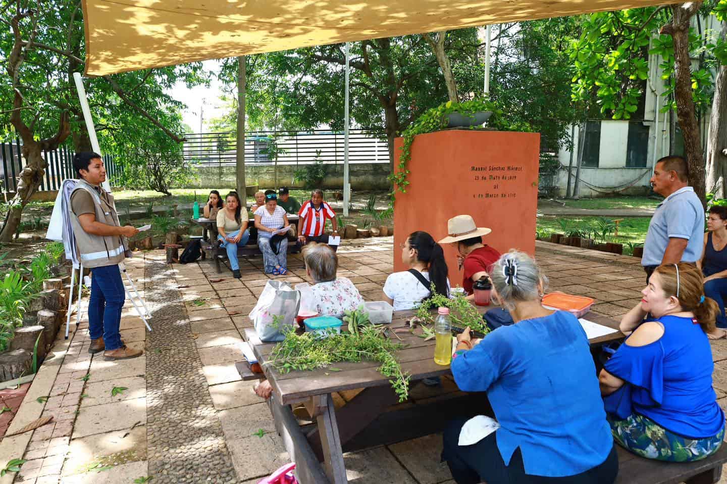 Clausura Ayuntamiento de Centro cursos del Taller de Huertos Ciudadanos en Parque La Pólvora