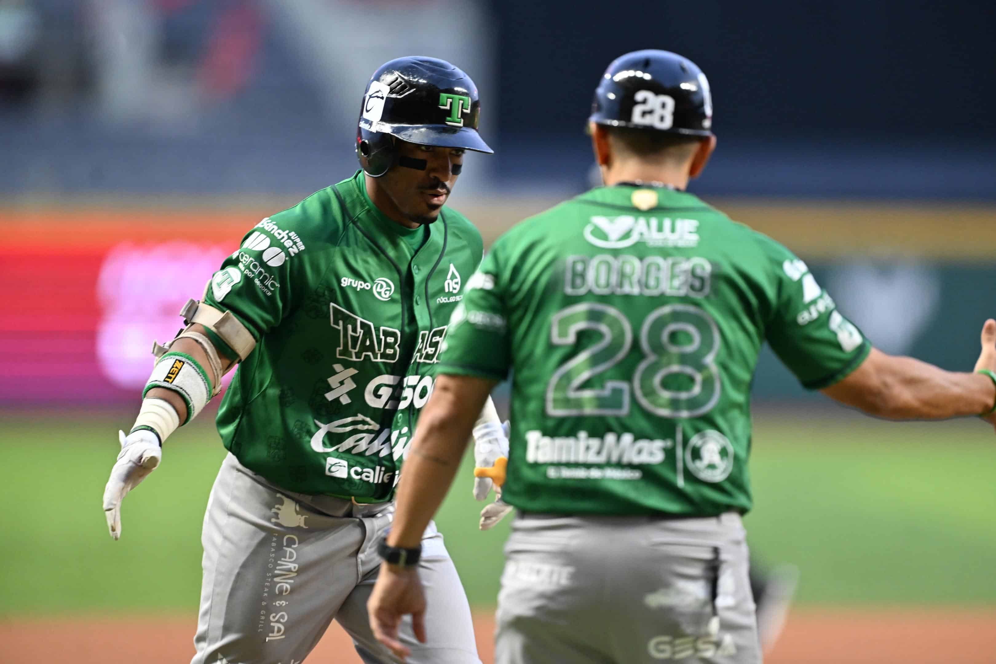Robinson Canó guio victoria de Diablos 6-5 ante Olmecas en el primero de la serie