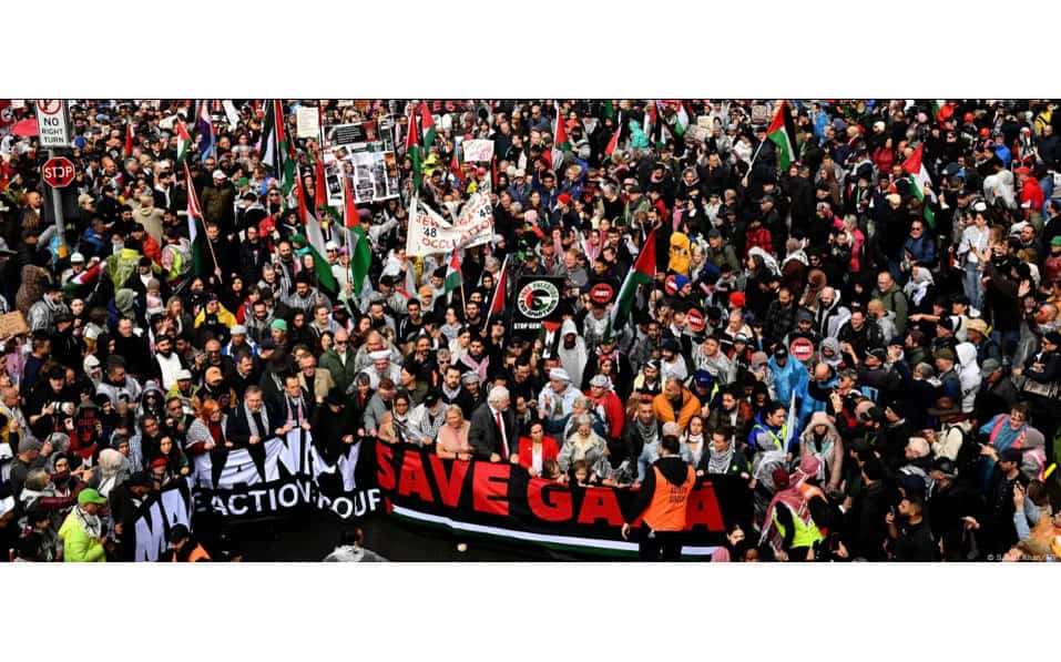 Julian Assange encabeza marcha a favor de Palestina en Sídney