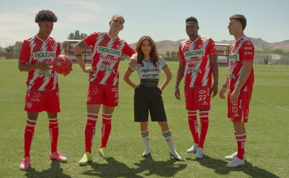 Eva Longoria, inversionista de Necaxa, avala que no haya ascensos en la Liga MX