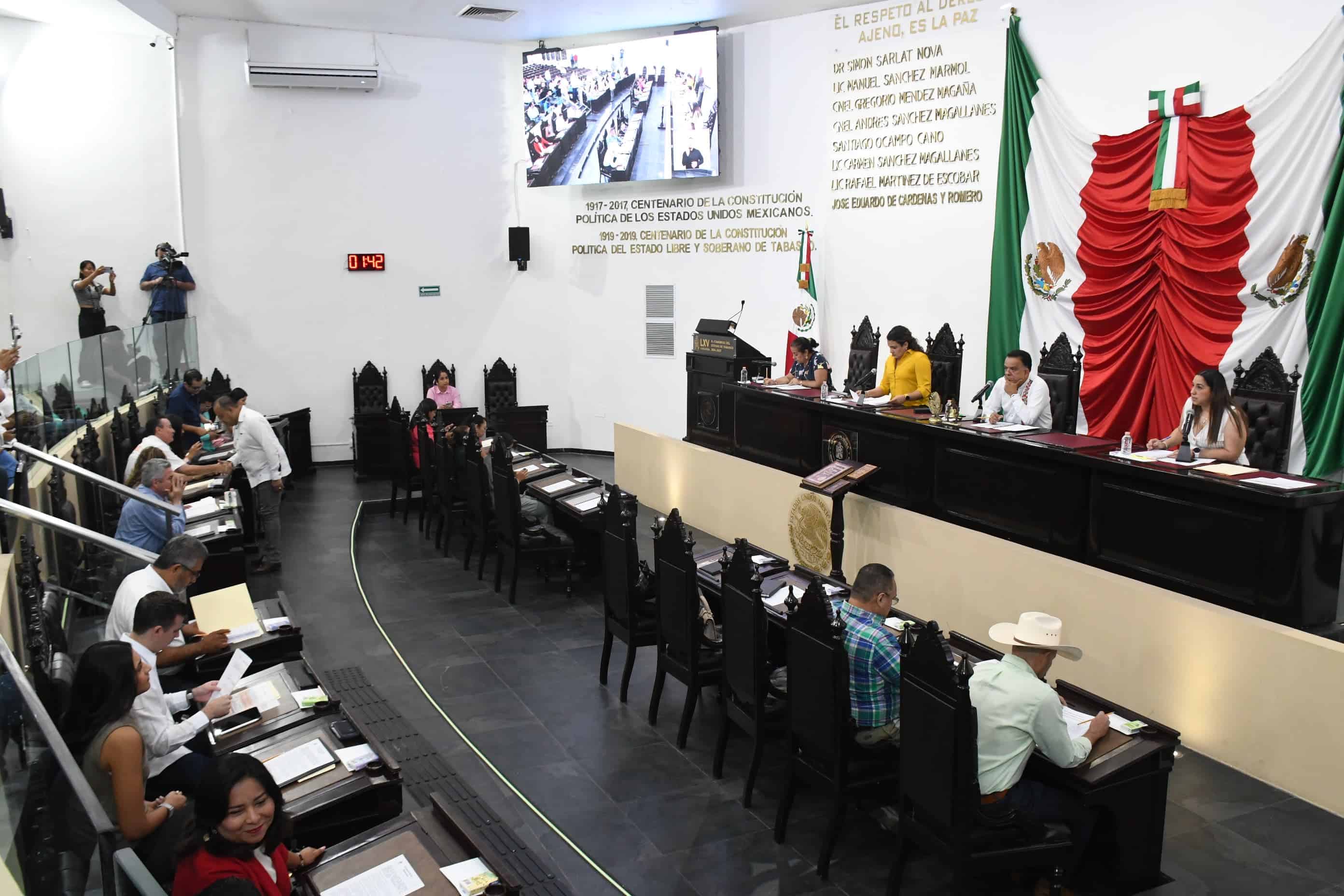 Aprueban diputados reducir edad mínima para ser titular del Centro de Conciliación Laboral de Tabasco