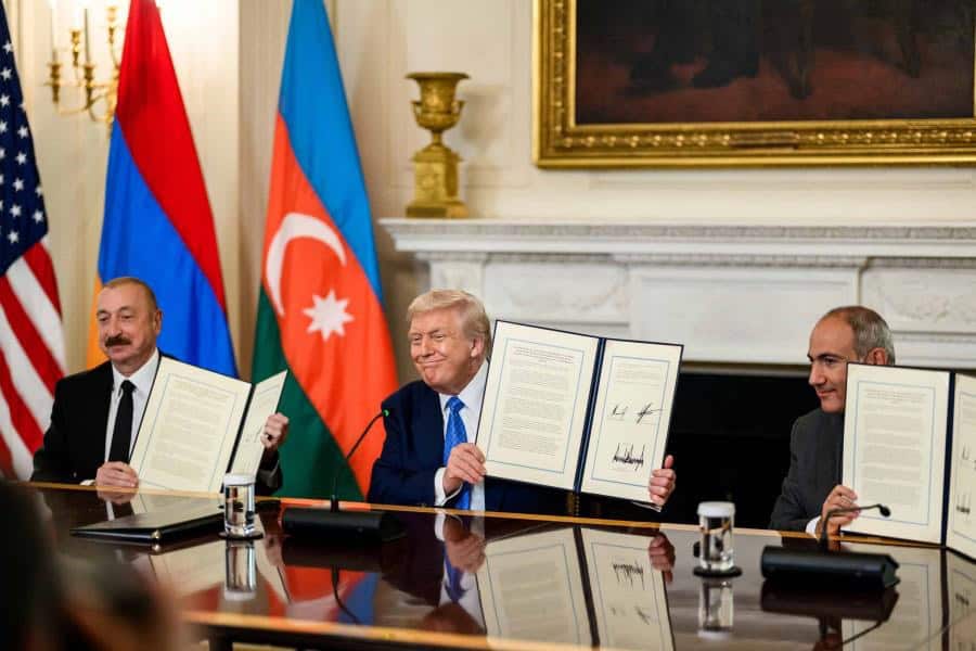 Armenia y Azerbaiyán ponen fin a 35 años de conflicto ante Trump