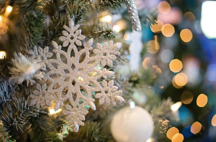 Incrementos de aranceles afectarán precios de productos navideños en Estados Unidos