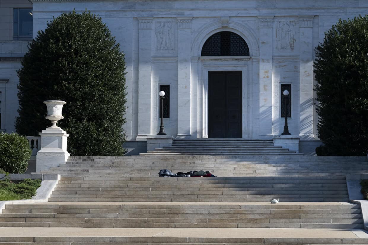 Trump expulsará a personas sin hogar en Washington