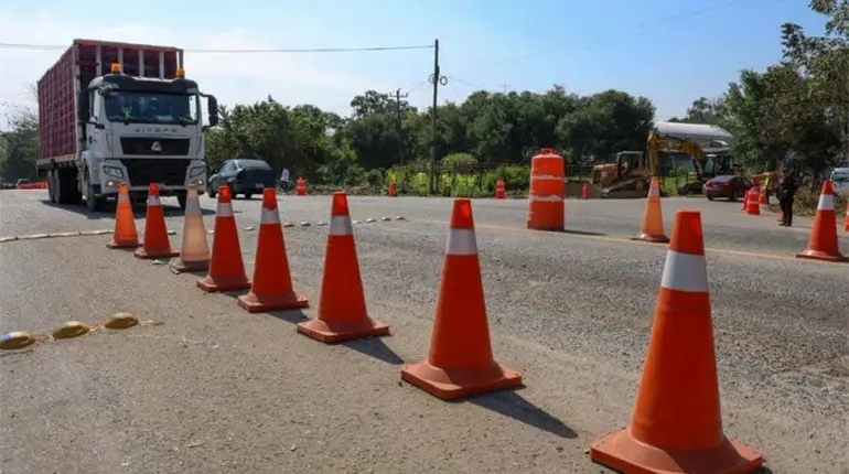 Anuncian cierre parcial en la Villahermosa-Escárcega por obra de ampliación