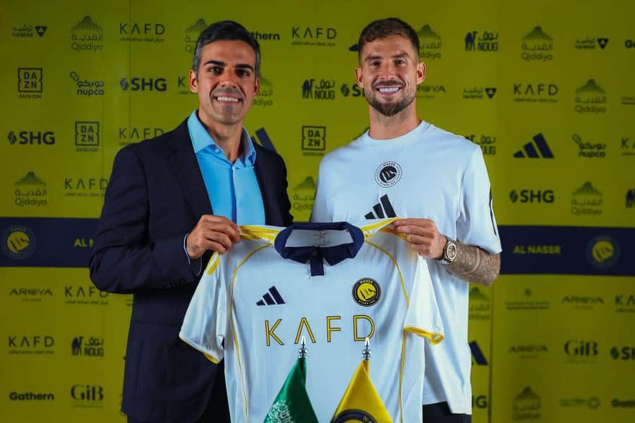 Iñigo Martínez y Darwin Núñez jugarán en Arabia Saudita con Al Nassr y Al Hilal