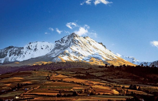 Cierran indefinidamente el Nevado de Toluca tras volcadura de camioneta; reportan 13 lesionados