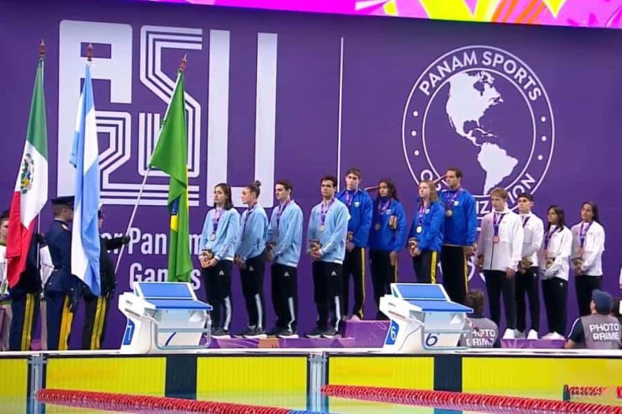México rompe récords en natación de los Panamericanos Junior