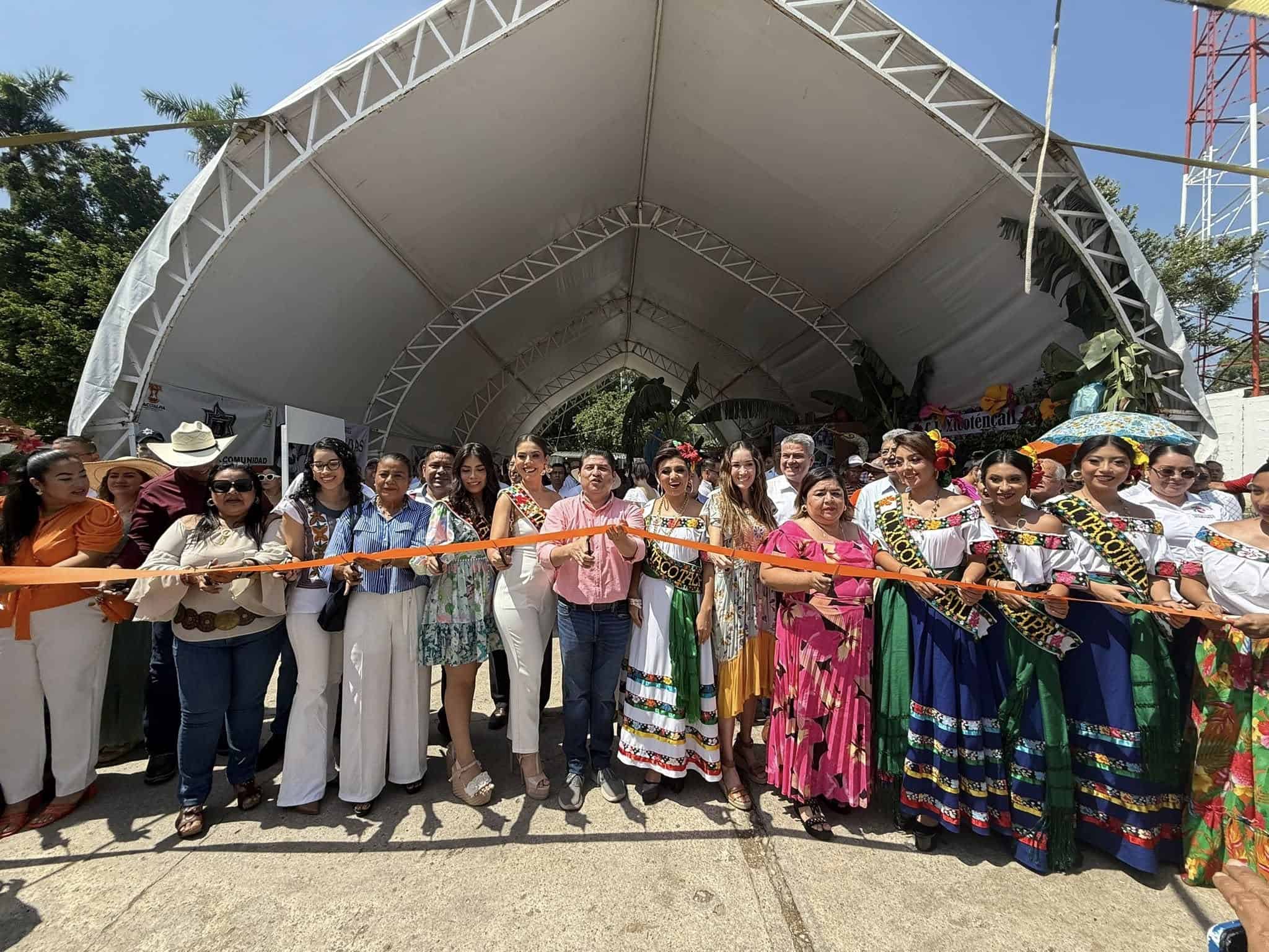 Inauguran Feria de Tacotalpa 2025; anuncia edil obras prioritarias para cabecera municipal