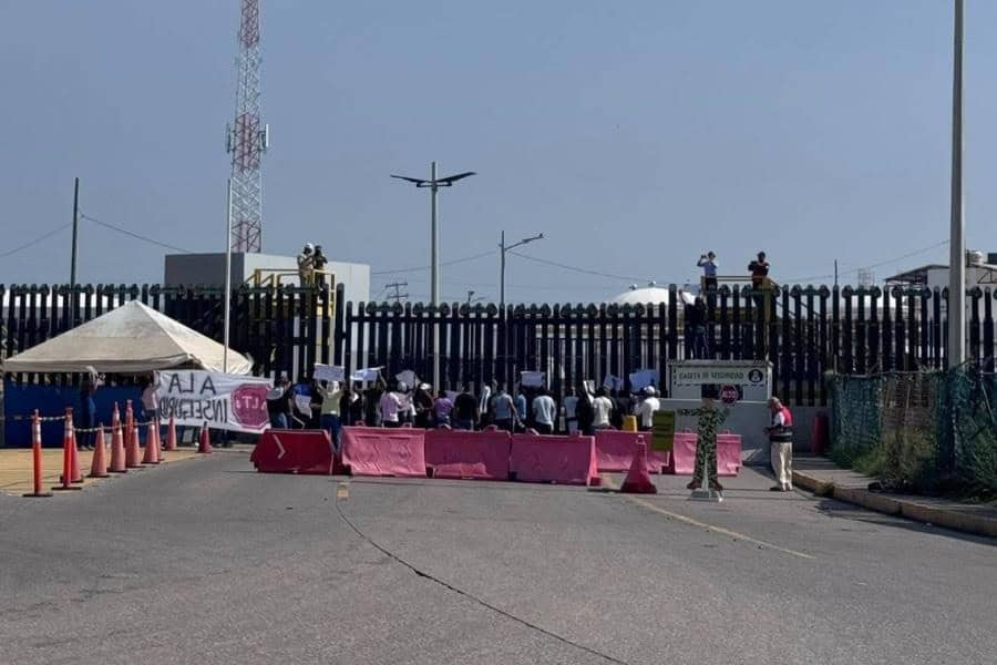 Realizan en Paraíso simulacro de protección al Puerto de Dos Bocas contra protesta social