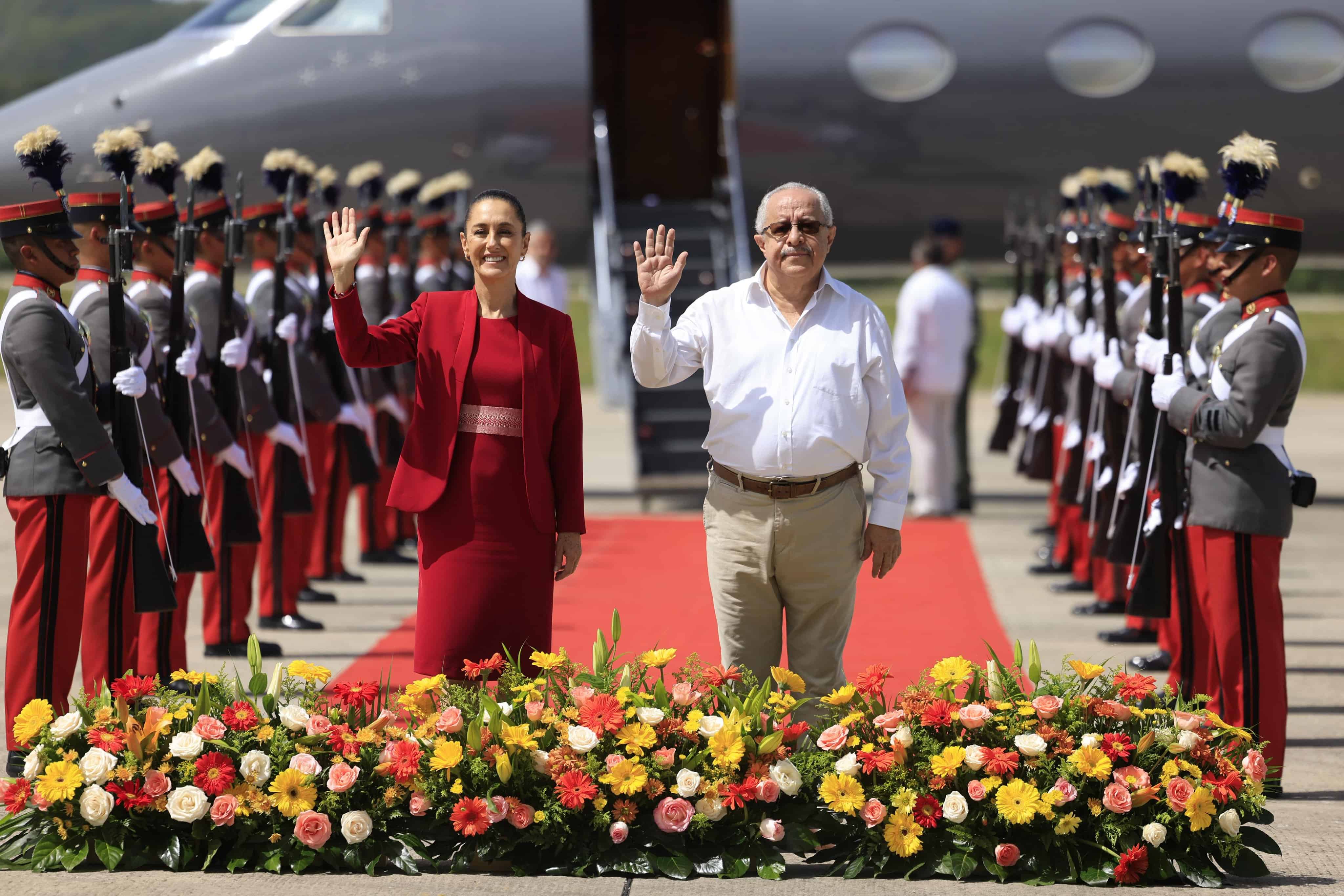 Llega Claudia Sheinbaum a Guatemala