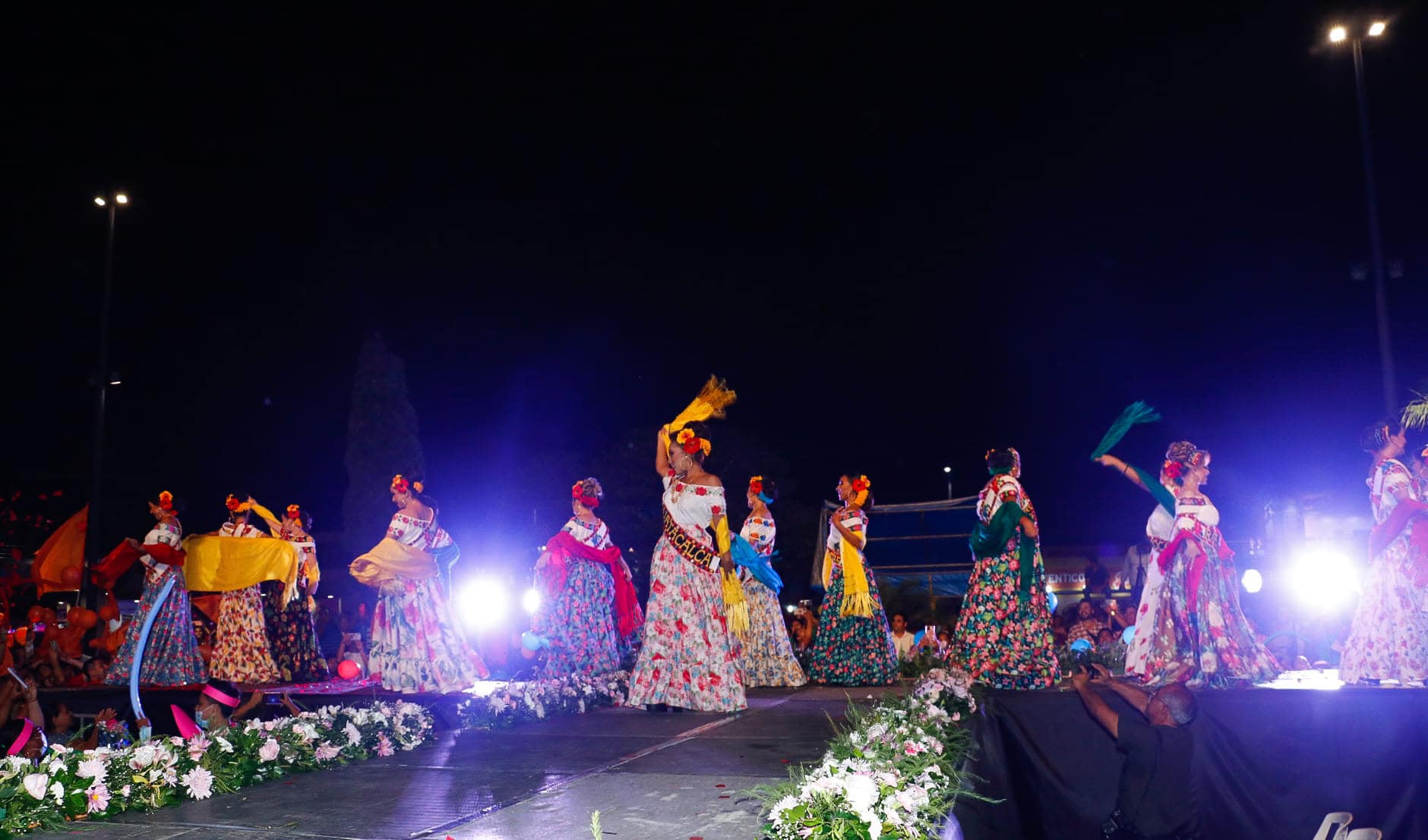 Restringirán ingreso de bebidas alcohólicas en imposición de bandas de la Flor del Maíz