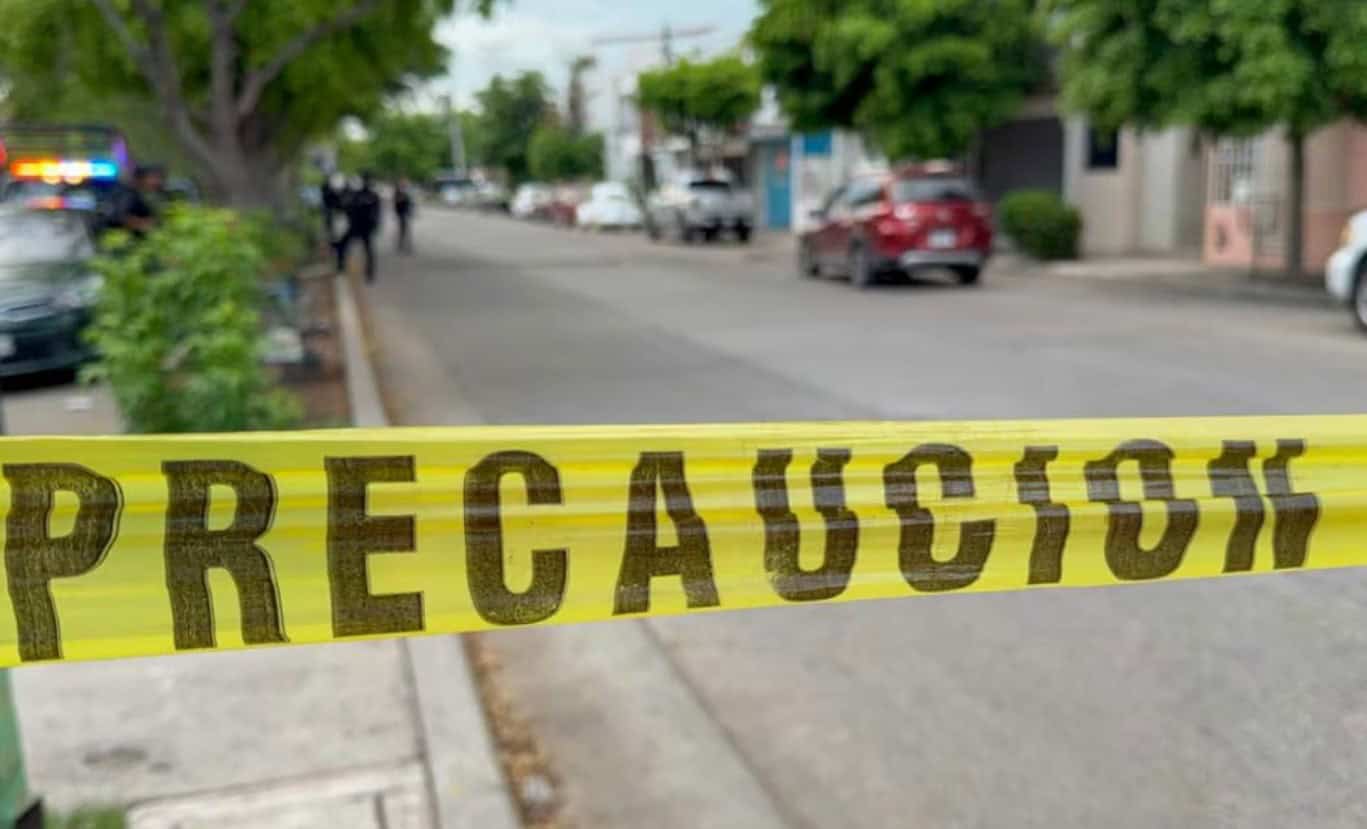Enfrentamiento entre policías y delincuentes deja 2 muertos y un herido en Veracruz