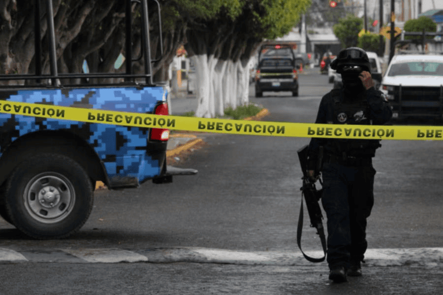 Mueren 2 y 17 más resultan heridos en ataque armado durante fiesta religiosa en Guanajuato