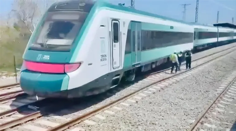 PAN exige parar actividades del Tren Maya tras descarrilamiento