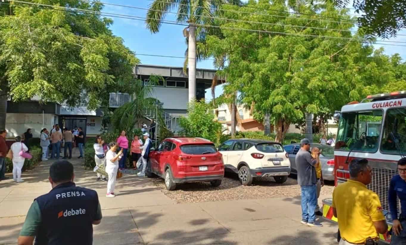 Conato de incendio provoca desalojo de al menos 50 personas en clínica del ISSSTE en Culiacán
