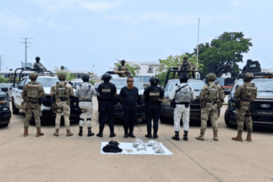 Detienen a policía “activo” con drogas en Ixtacomitán