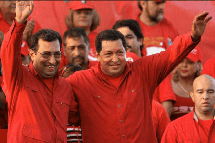 Hermano de Hugo Chávez, hace demostración de artes marciales para enfrentar a EE.UU.