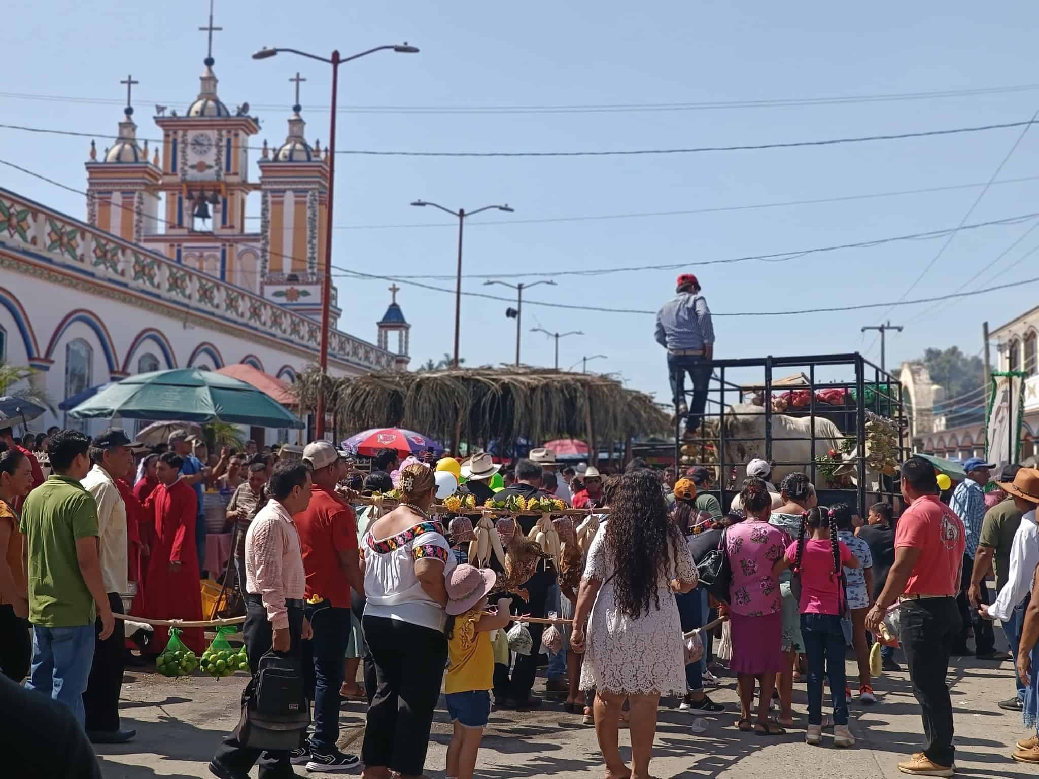 Celebran la tradicional enrama en Cupilco