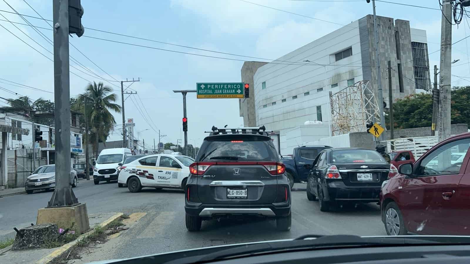 Obras de agua potable genera conflicto vial en la Villahermosa - La Isla y Periférico