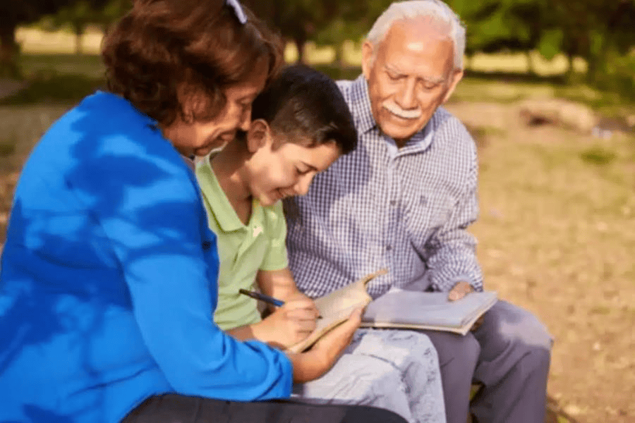 ¿Cuándo fue la última vez que llamaste a tu abuelo? Celebrarán misa especial por los adultos mayores