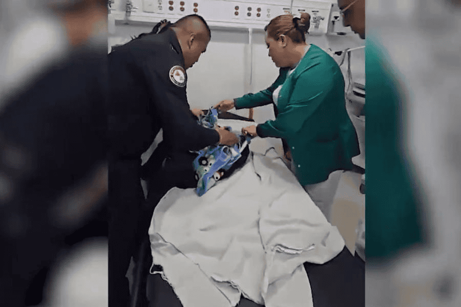 Hallan a bebé recién nacido en baño público del Metro en la alcaldía Iztapalapa