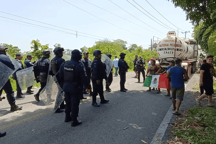 Semades intervendrá en conflicto entre Pemex y habitantes de Barrancas y Guanal