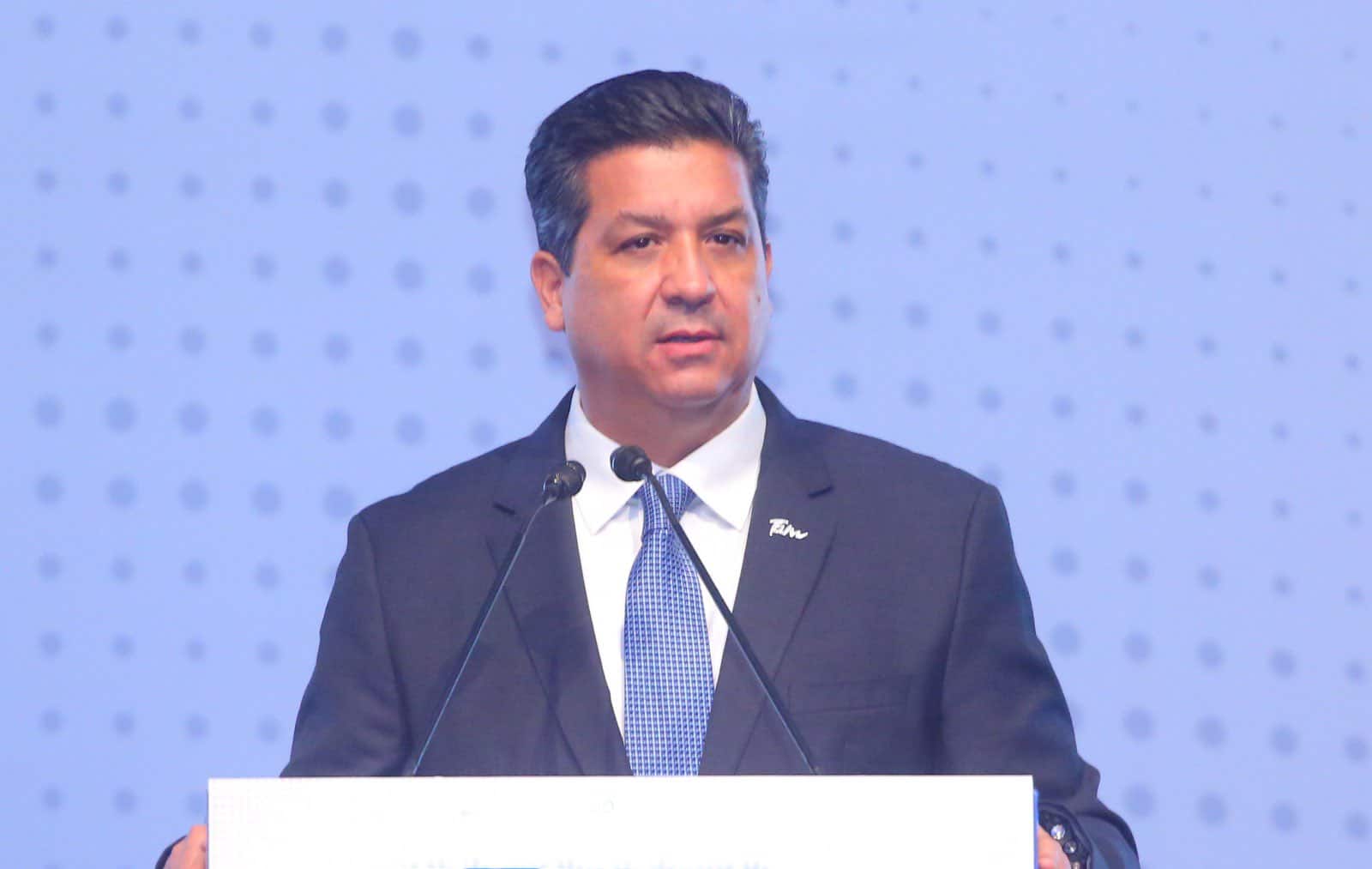Denuncian a Cabeza de Vaca por desfalco en sector Salud de Tamaulipas