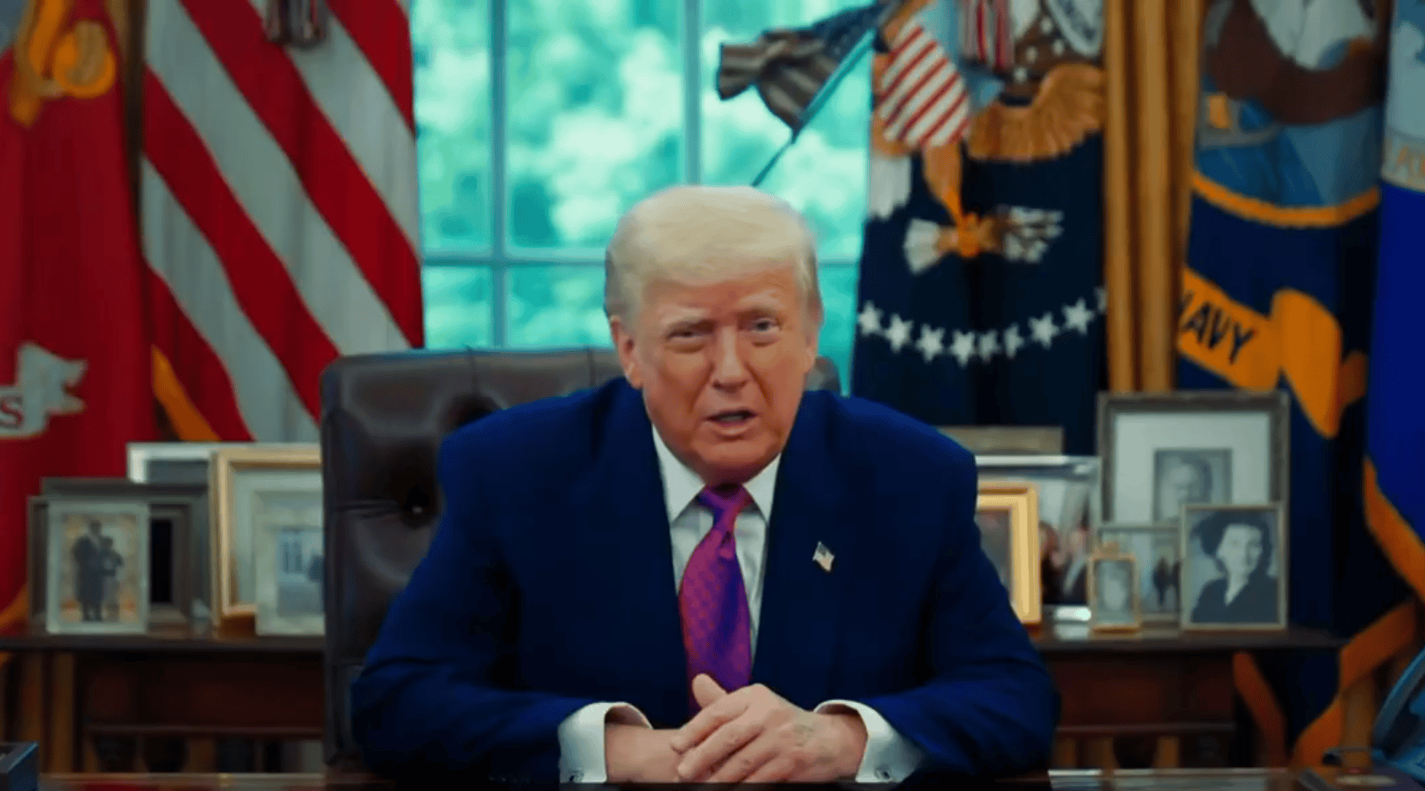 Trump halaga a Sheinbaum pero insiste en que México está dirigido por los cárteles