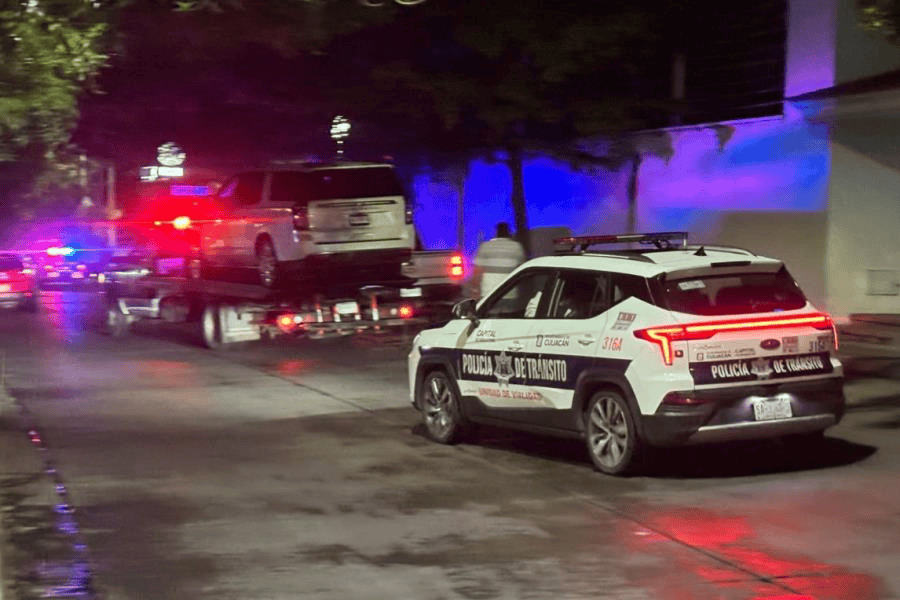 Lanzan ponchallantas contra camioneta del secretario de Seguridad de Culiacán durante operativo